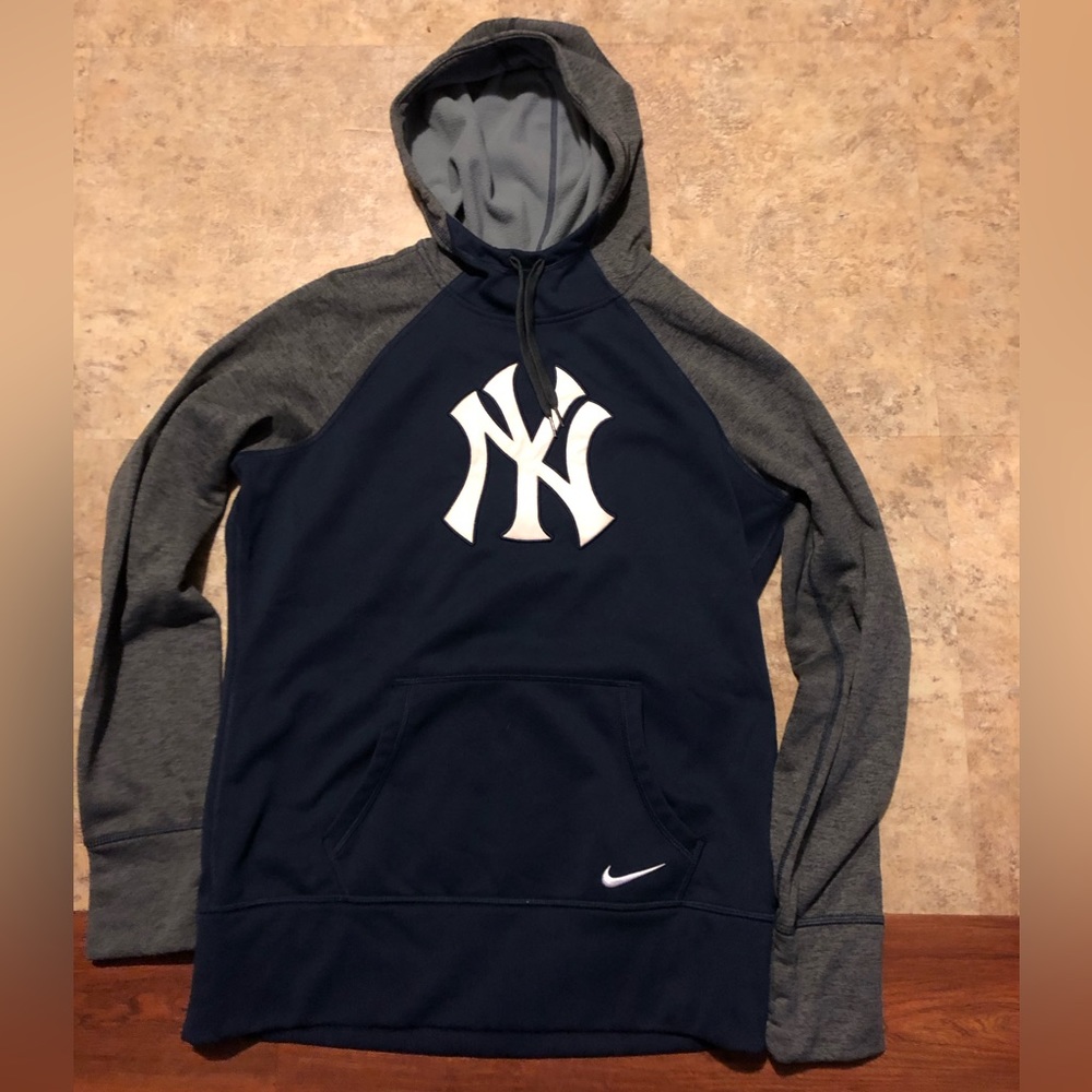 NY Yankees Nike hoodie